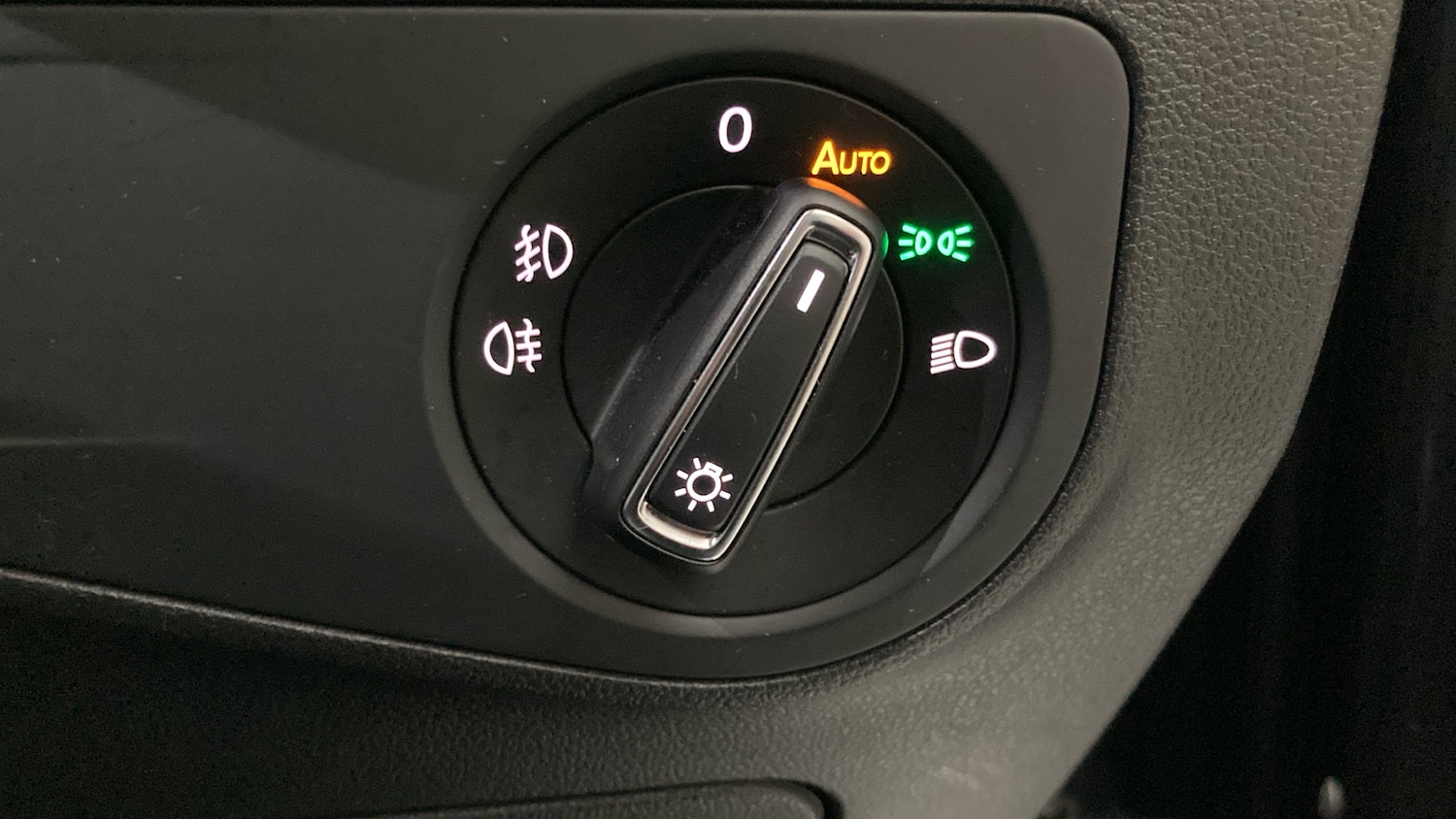 Used Volkswagen Tiguan 2018 for sale - 77026021: Photo 29