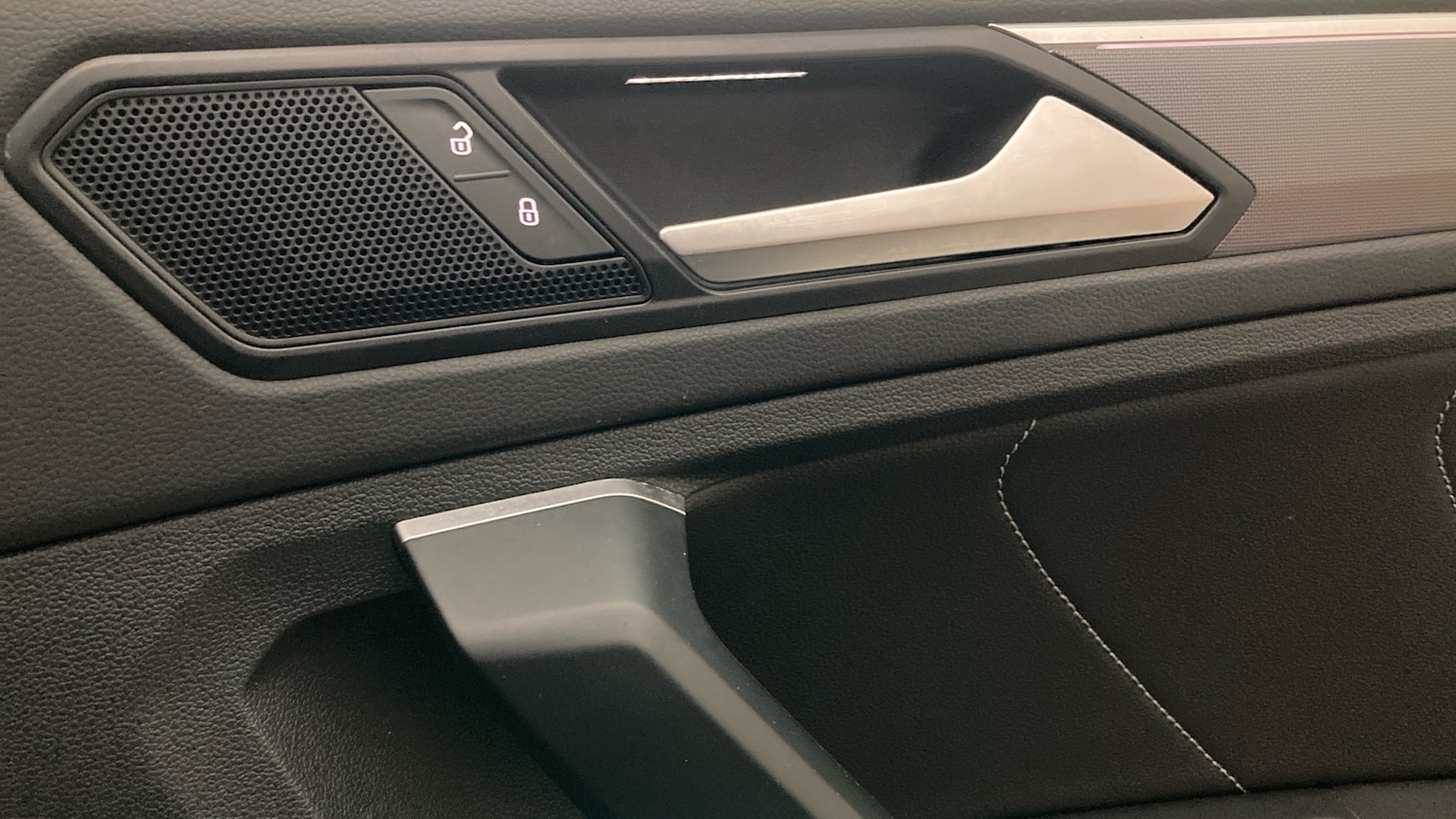 Used Volkswagen Tiguan 2018 for sale - 77026021: Photo 31