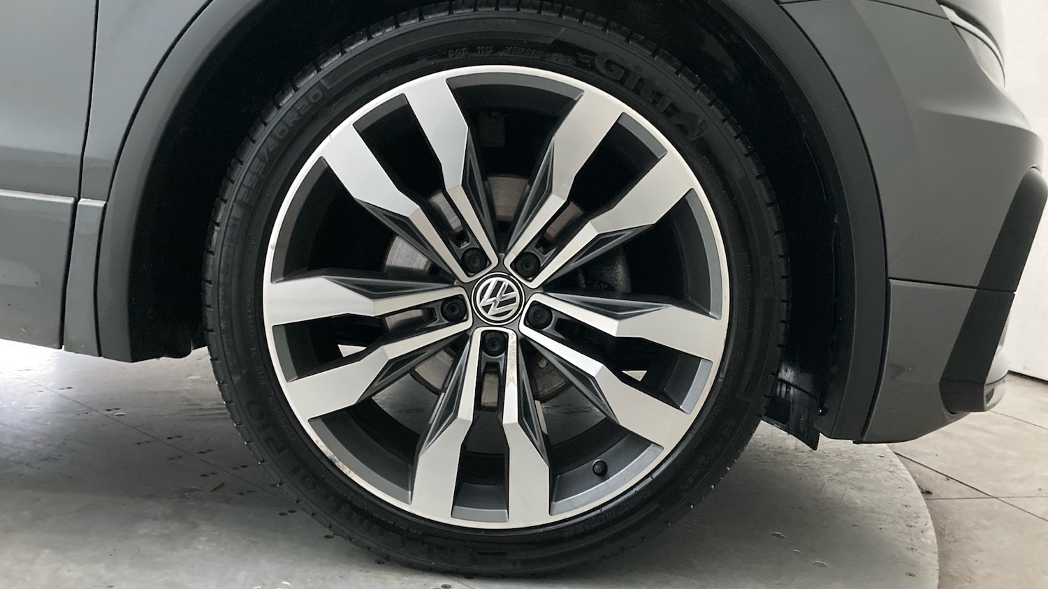 Used Volkswagen Tiguan 2018 for sale - 77026021: Photo 5