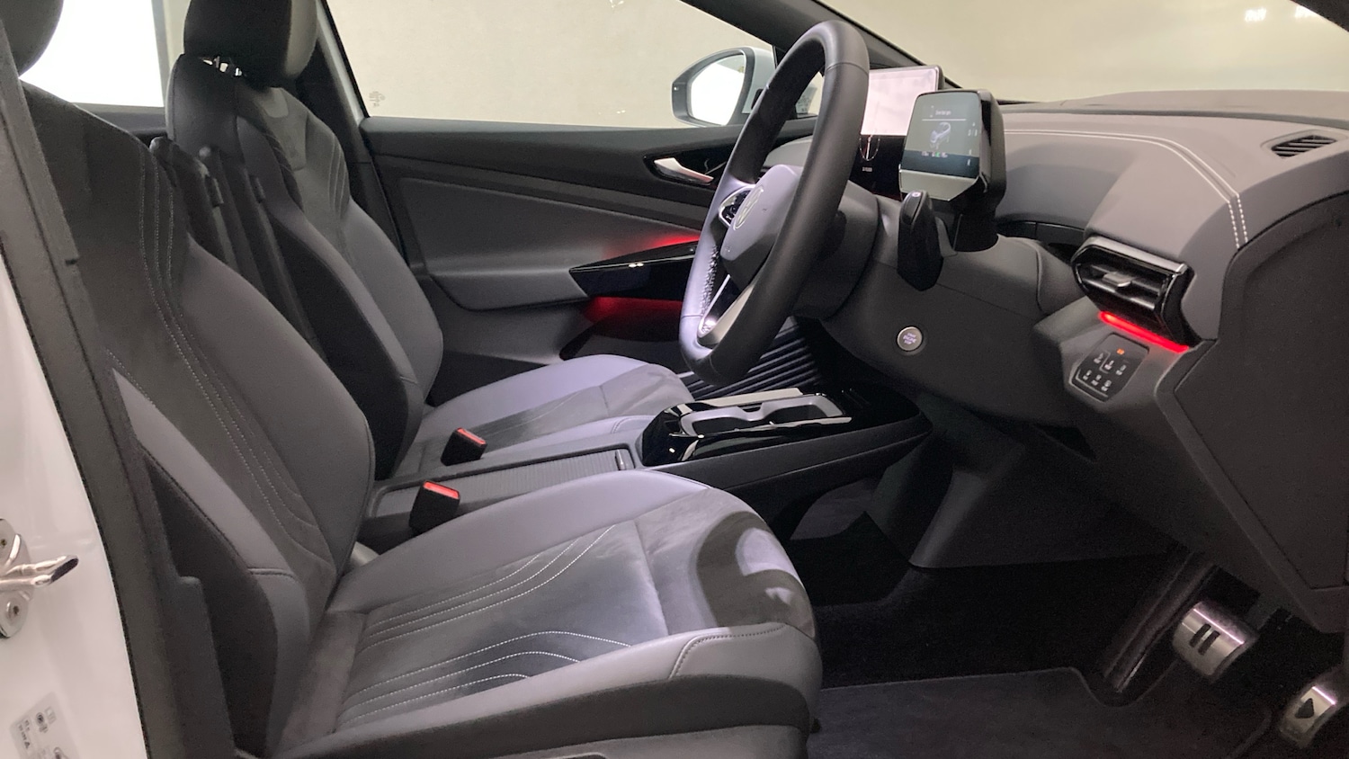 Used Volkswagen ID.4 2025 for sale - 77034212: Photo 15