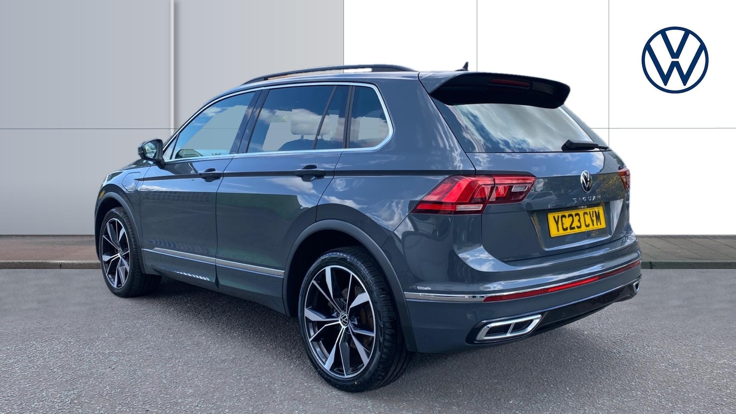 Used Volkswagen Tiguan 2023 for sale - 76687066: Photo 3