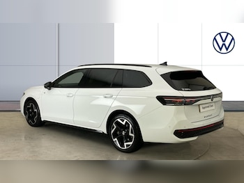 Used Volkswagen Passat 2025 for sale - 77487035: Photo