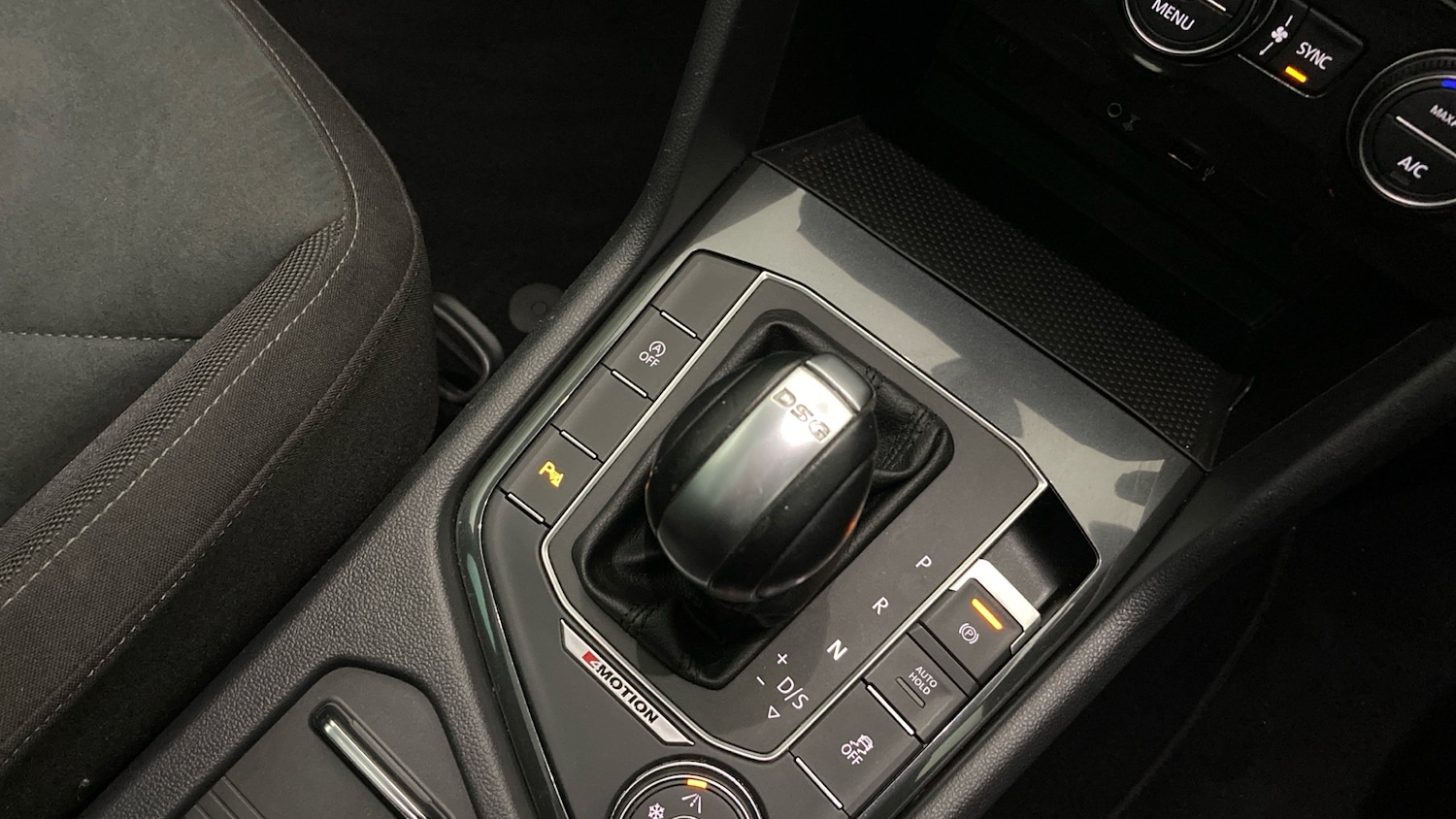 Used Volkswagen Tiguan 2016 for sale - 77605141: Photo 14