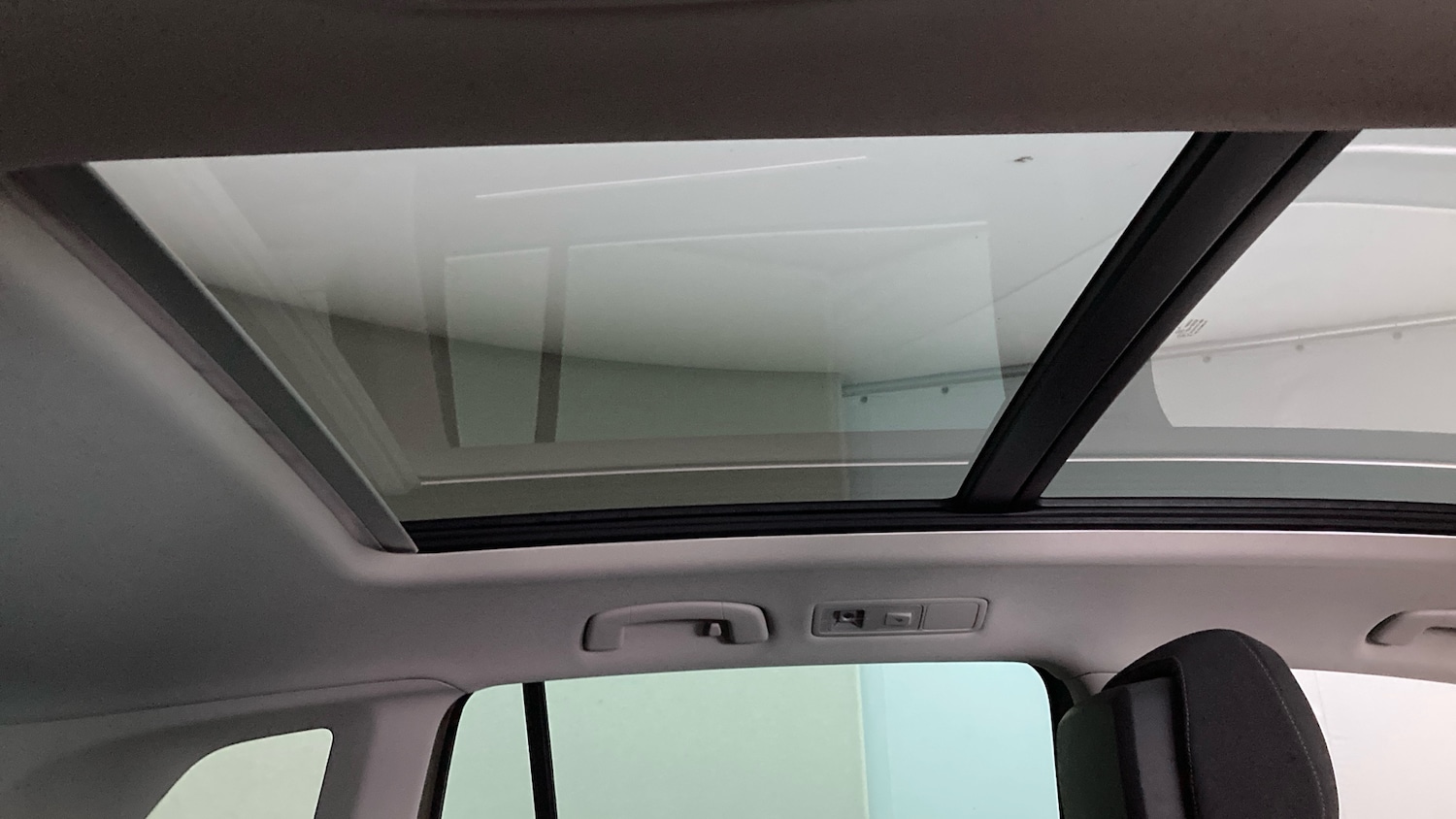 Used Volkswagen Tiguan 2016 for sale - 77605141: Photo 32