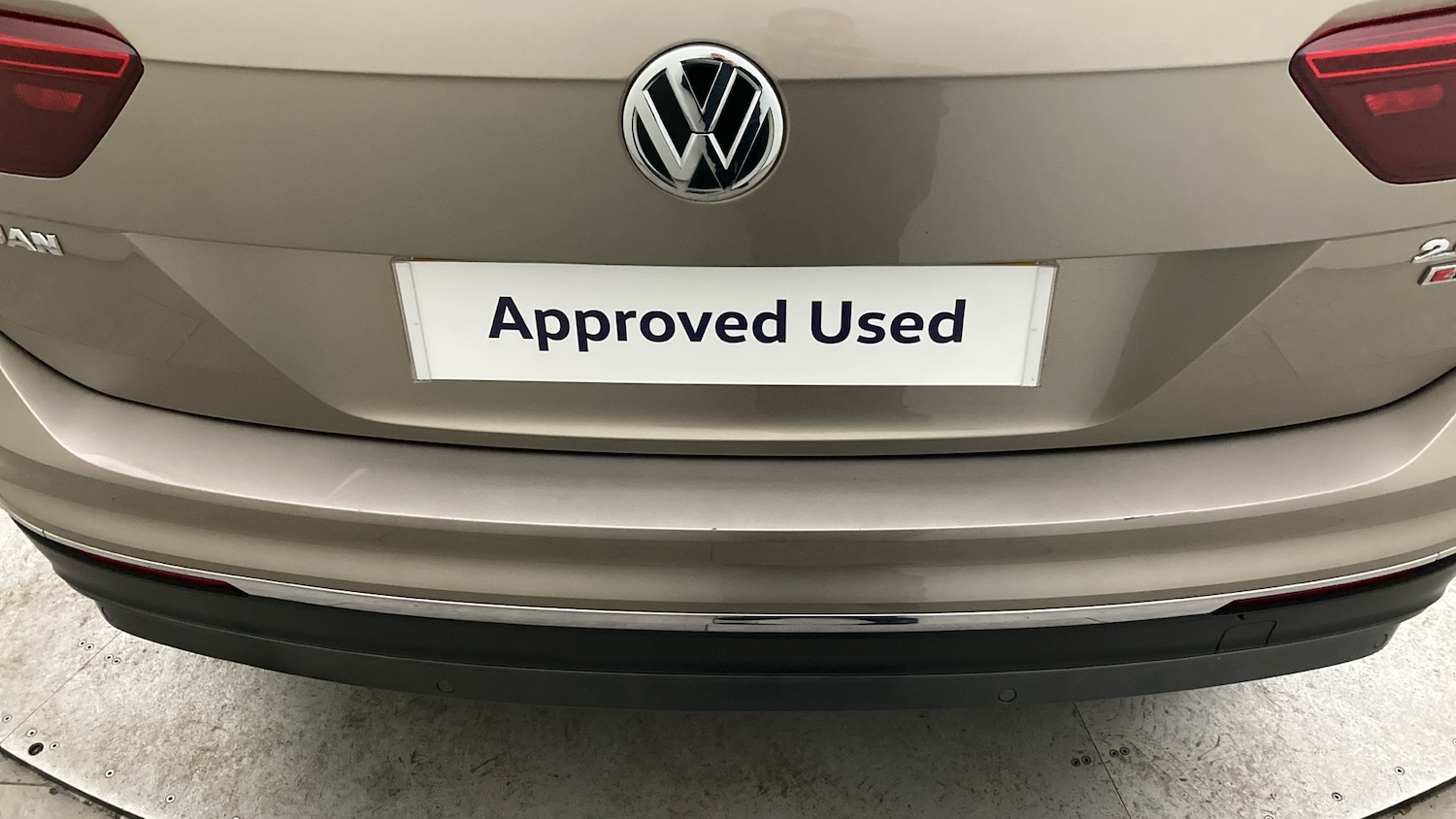 Used Volkswagen Tiguan 2016 for sale - 77605141: Photo 43