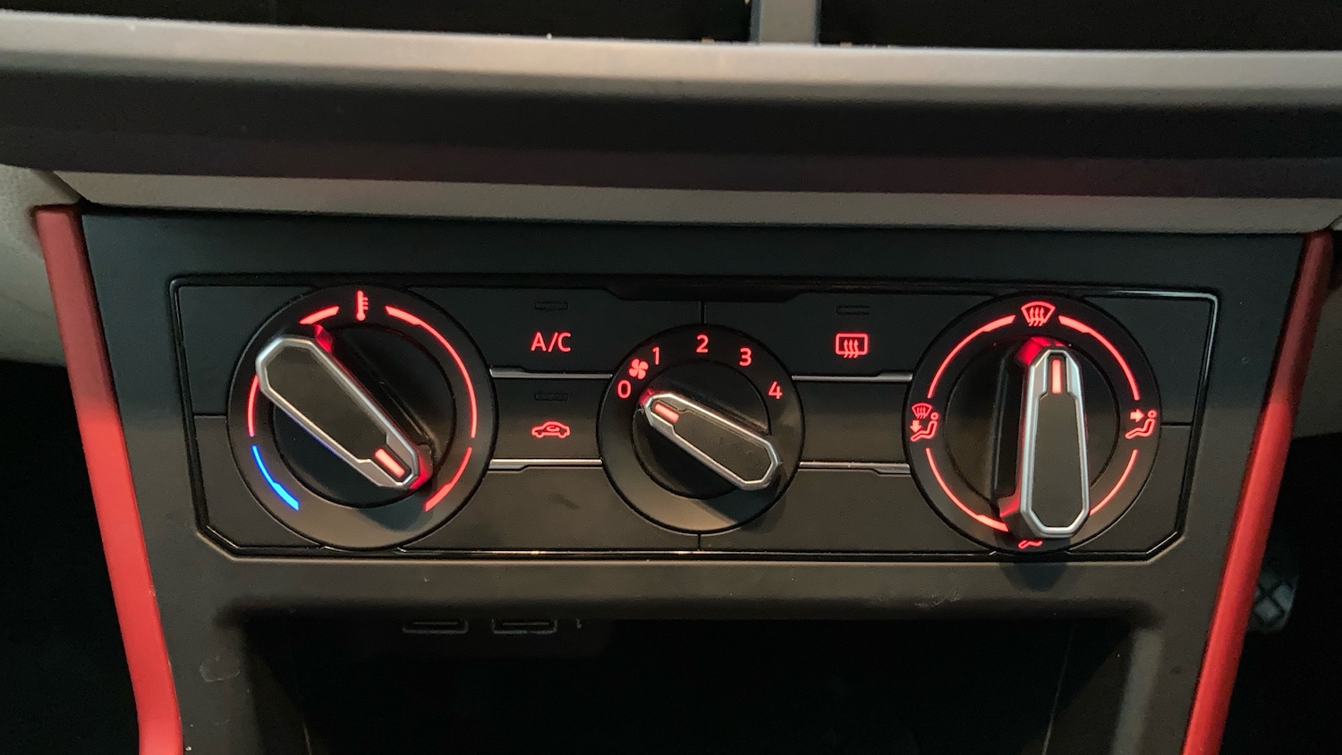 Used Volkswagen Polo 2020 for sale - 77617710: Photo 13