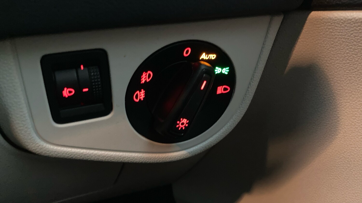 Used Volkswagen Polo 2020 for sale - 77617710: Photo 26