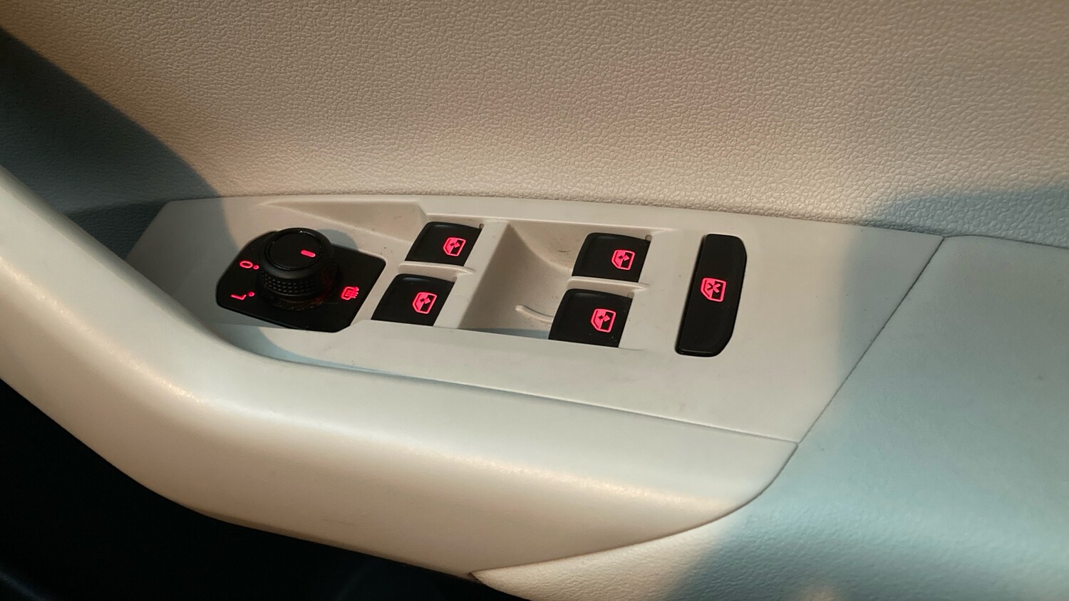 Used Volkswagen Polo 2020 for sale - 77617710: Photo 27