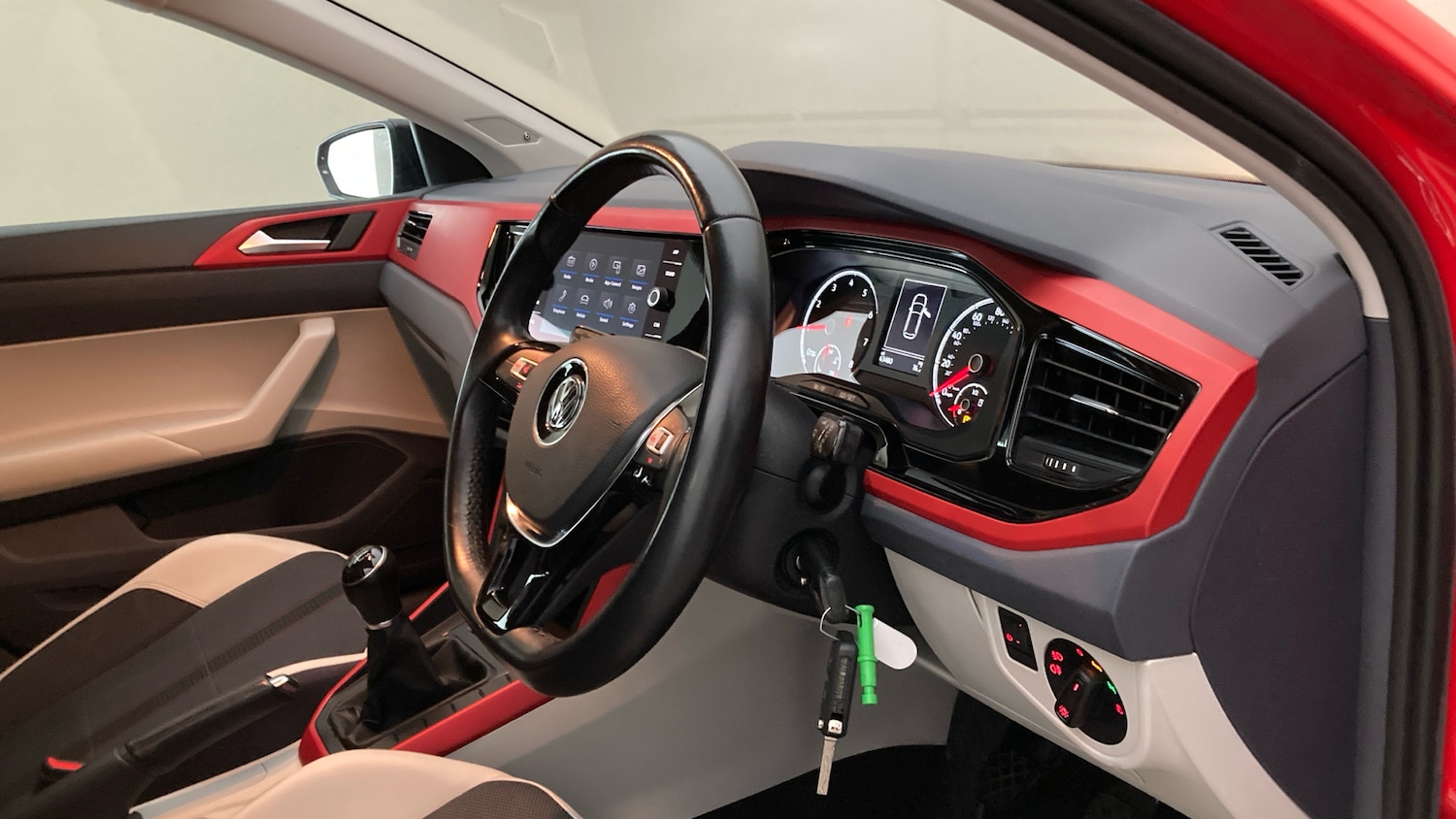 Used Volkswagen Polo 2020 for sale - 77617710: Photo 6