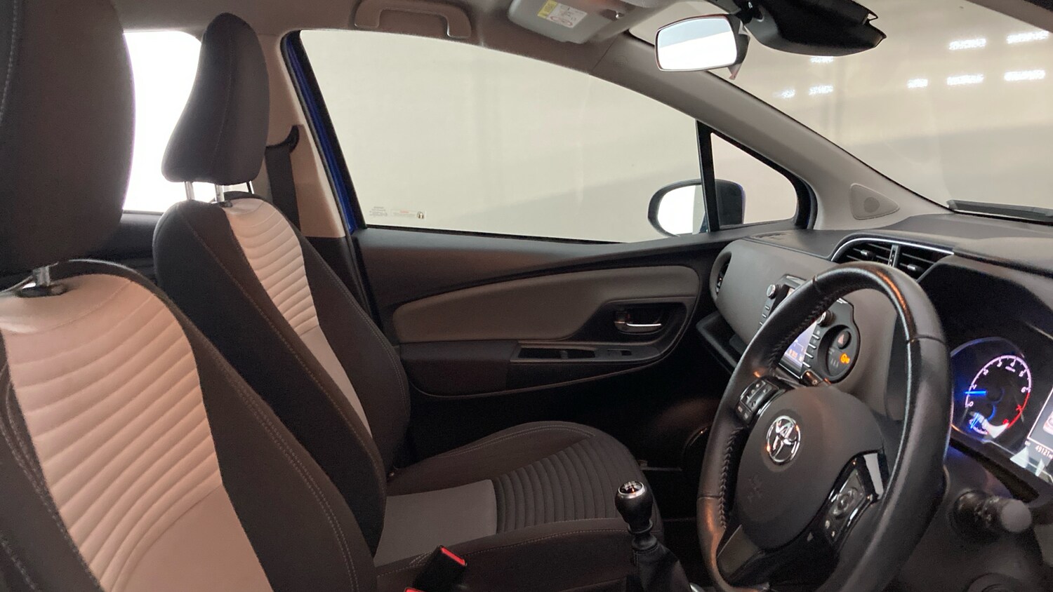 Used Toyota Yaris 2018 for sale - 78106171: Photo 15