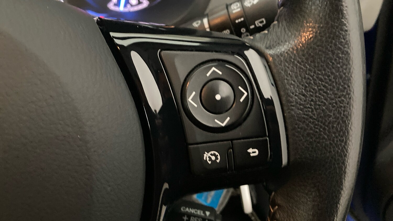 Used Toyota Yaris 2018 for sale - 78106171: Photo 18