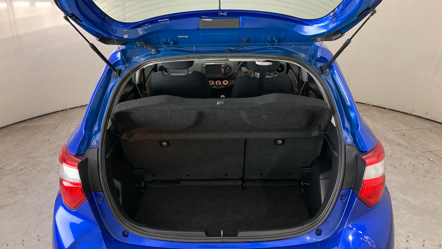 Used Toyota Yaris 2018 for sale - 78106171: Photo 20