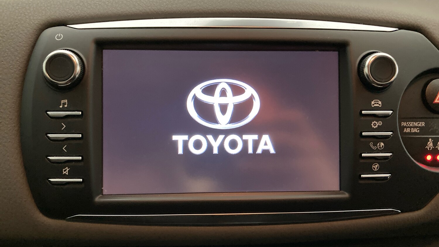 Used Toyota Yaris 2018 for sale - 78106171: Photo 21