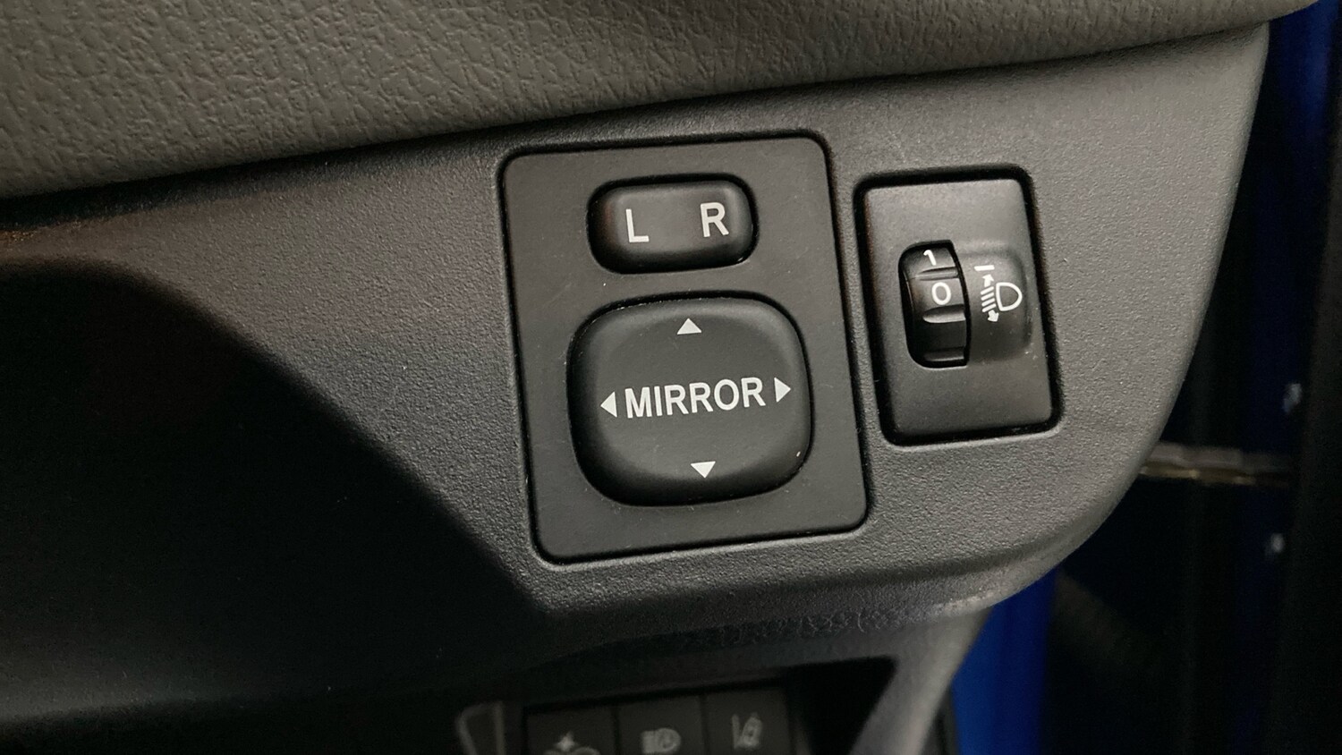 Used Toyota Yaris 2018 for sale - 78106171: Photo 24