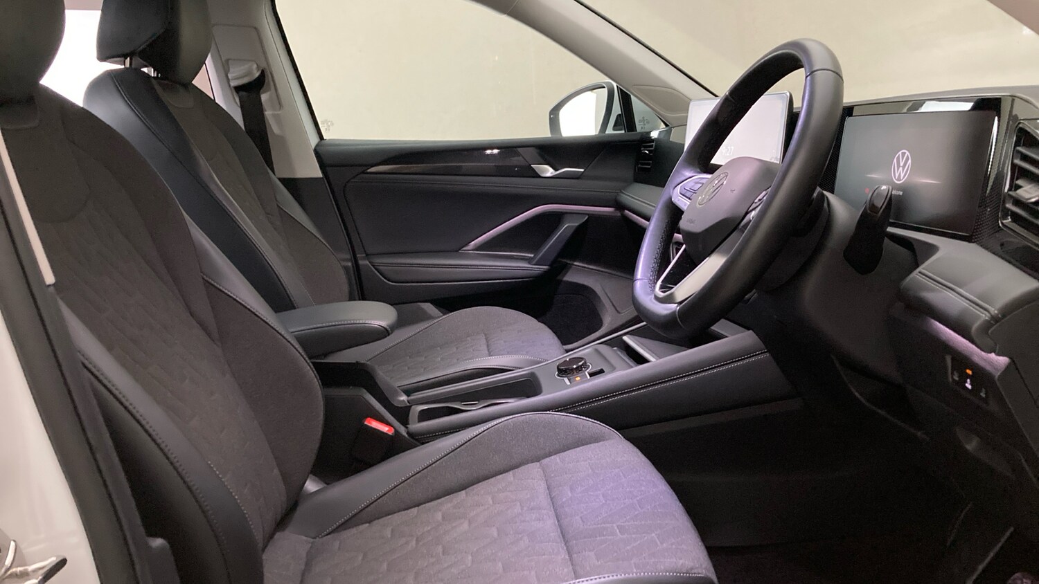 Used Volkswagen Tiguan 2024 for sale - 77516311: Photo 15