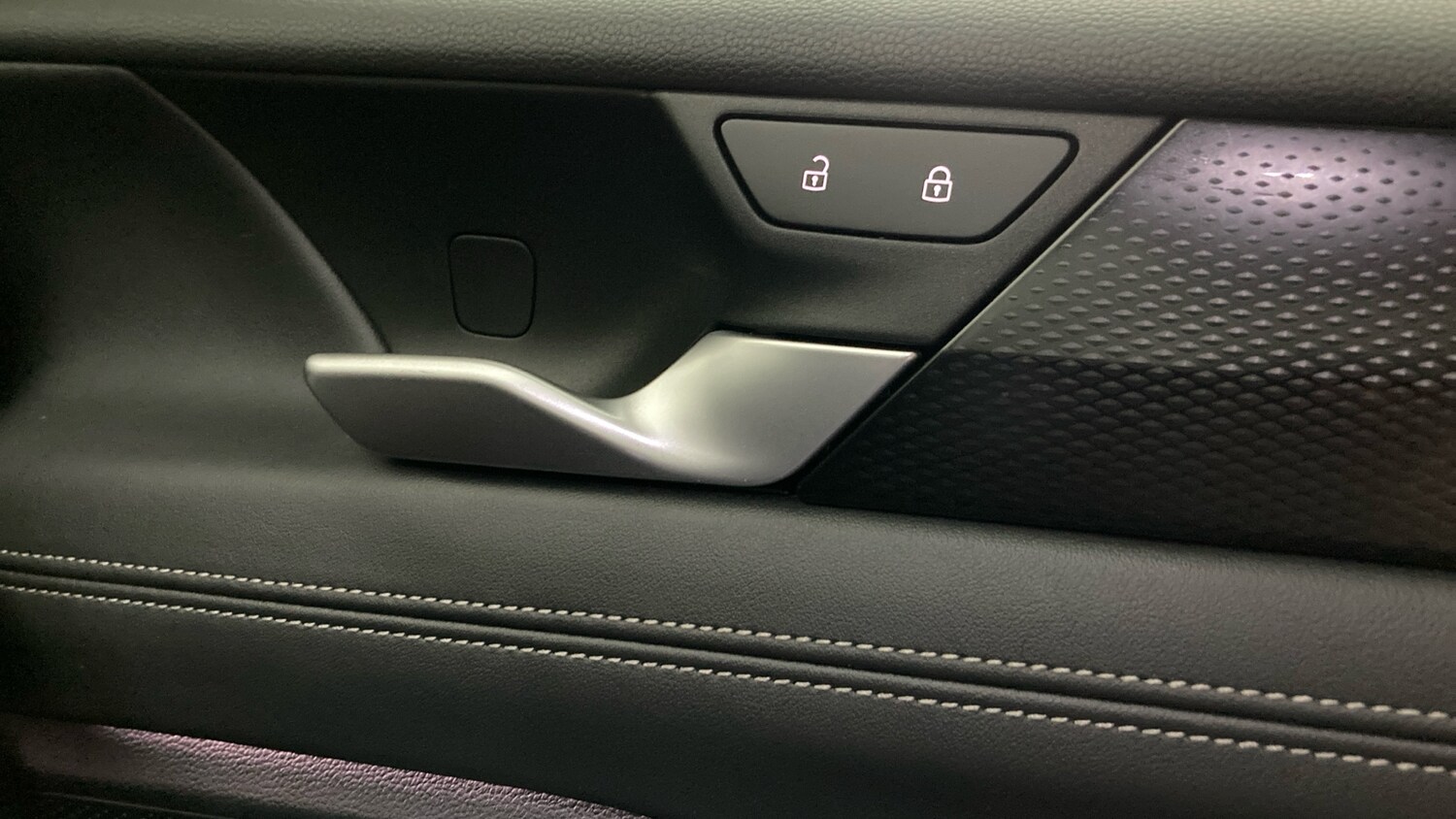 Used Volkswagen Tiguan 2024 for sale - 77516311: Photo 32