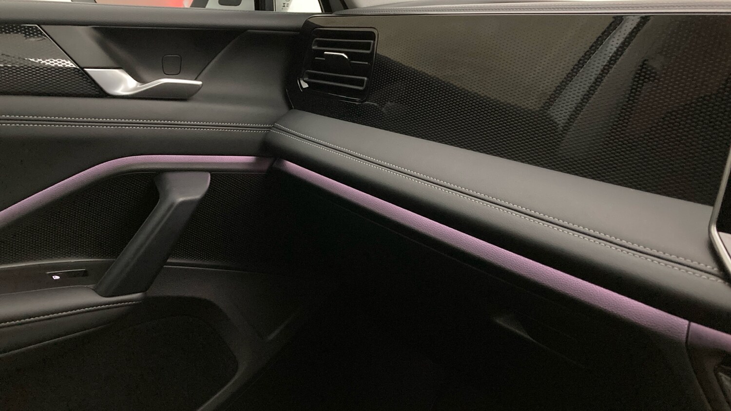 Used Volkswagen Tiguan 2024 for sale - 77516311: Photo 34