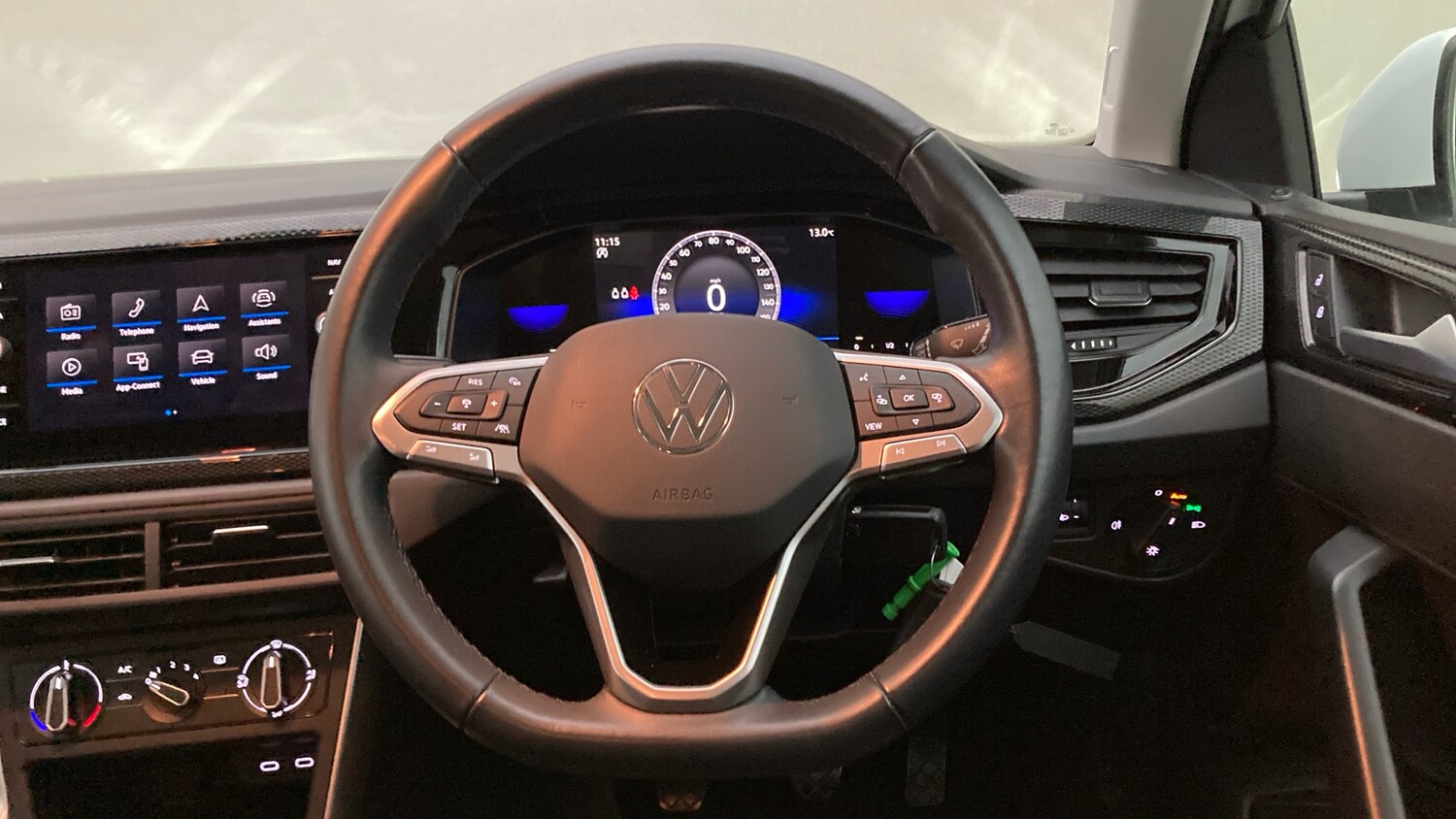 Used Volkswagen Polo 2023 for sale - 76127953: Photo 10