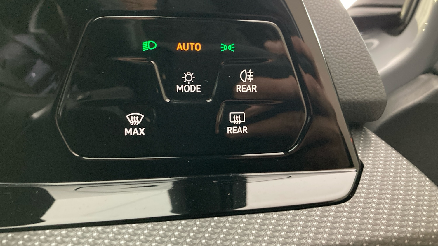 Used Volkswagen Golf 2022 for sale - 77676972: Photo 32