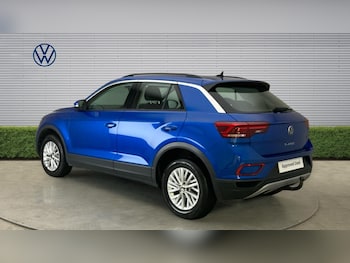 Used Volkswagen T-Roc 2023 for sale - 79137570: Photo