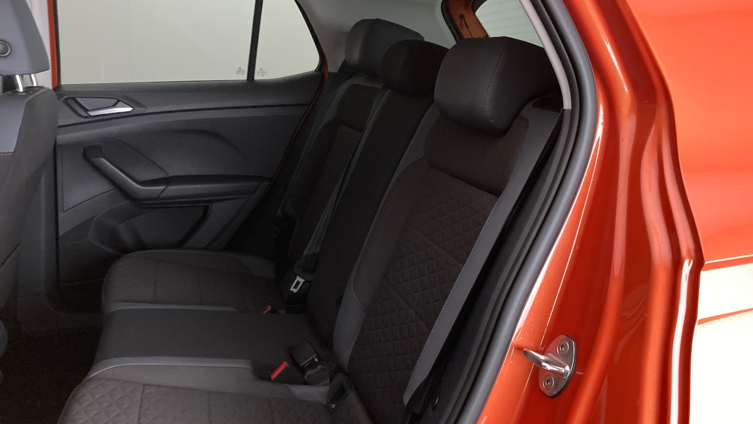 Used Volkswagen T-Cross 2023 for sale - 76531310: Photo 16