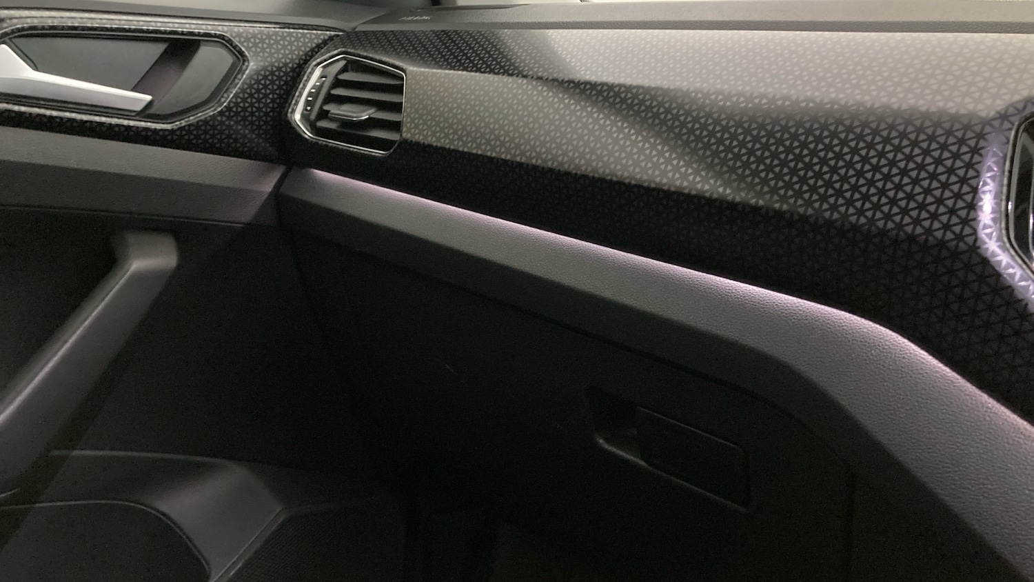 Used Volkswagen T-Cross 2023 for sale - 76531310: Photo 34