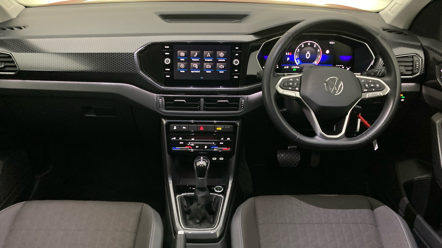 Used Volkswagen T-Cross 2023 for sale - 76531310: Photo 9