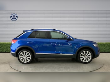 Used Volkswagen T-Roc 2019 for sale - 78883382: Photo