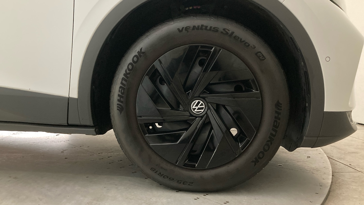 Used Volkswagen ID.4 2022 for sale - 76401914: Photo 5