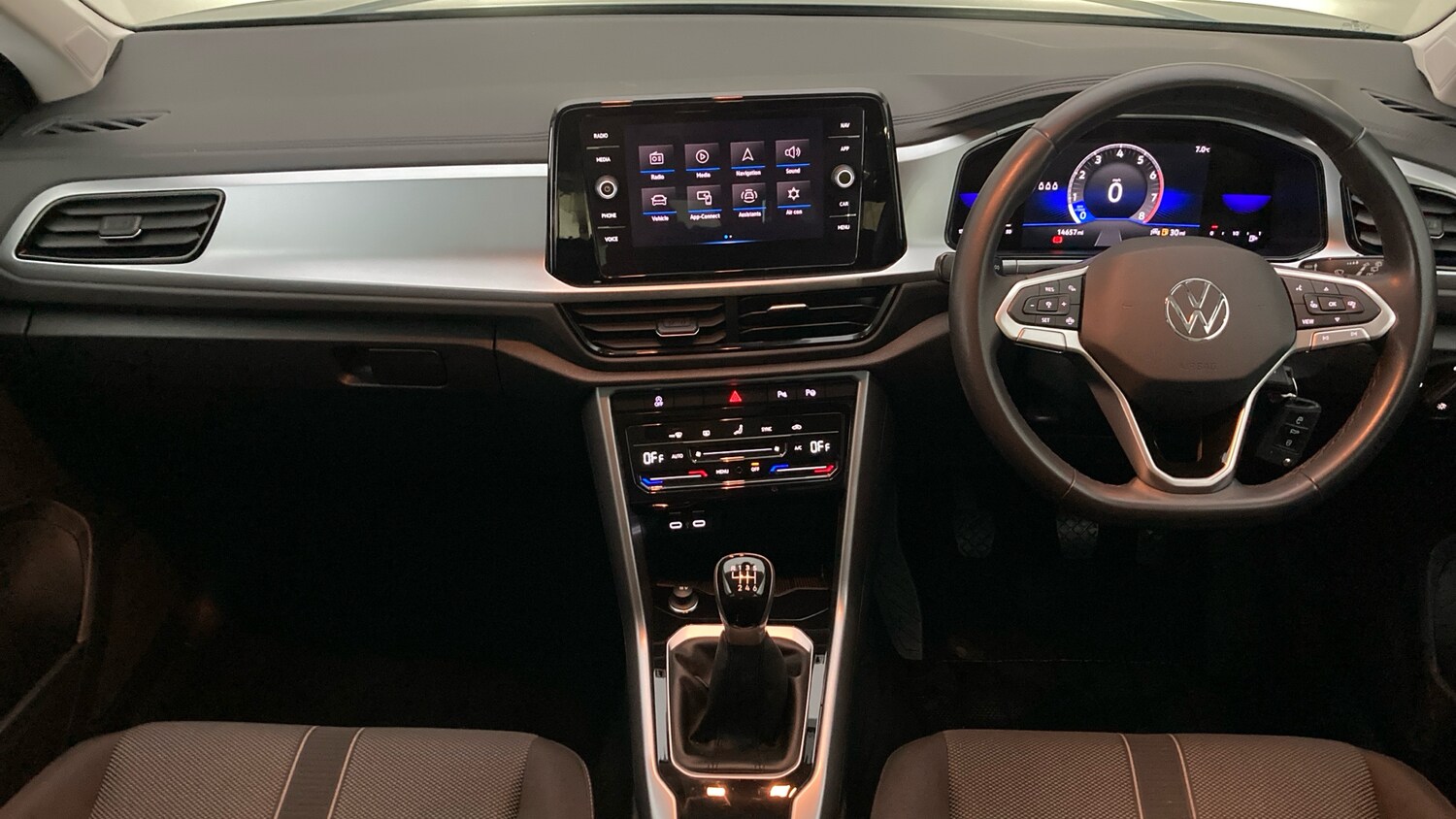 Used Volkswagen T-Roc 2023 for sale - 78092576: Photo 9