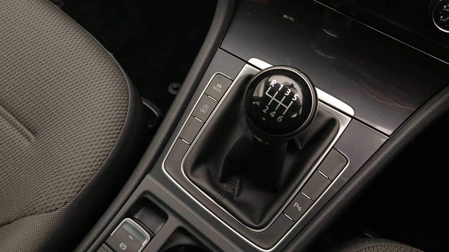 Used Volkswagen Golf 2019 for sale - 77592634: Photo 14