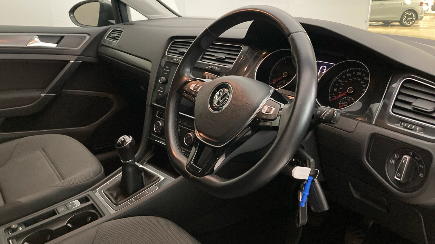 Used Volkswagen Golf 2019 for sale - 77592634: Photo 6