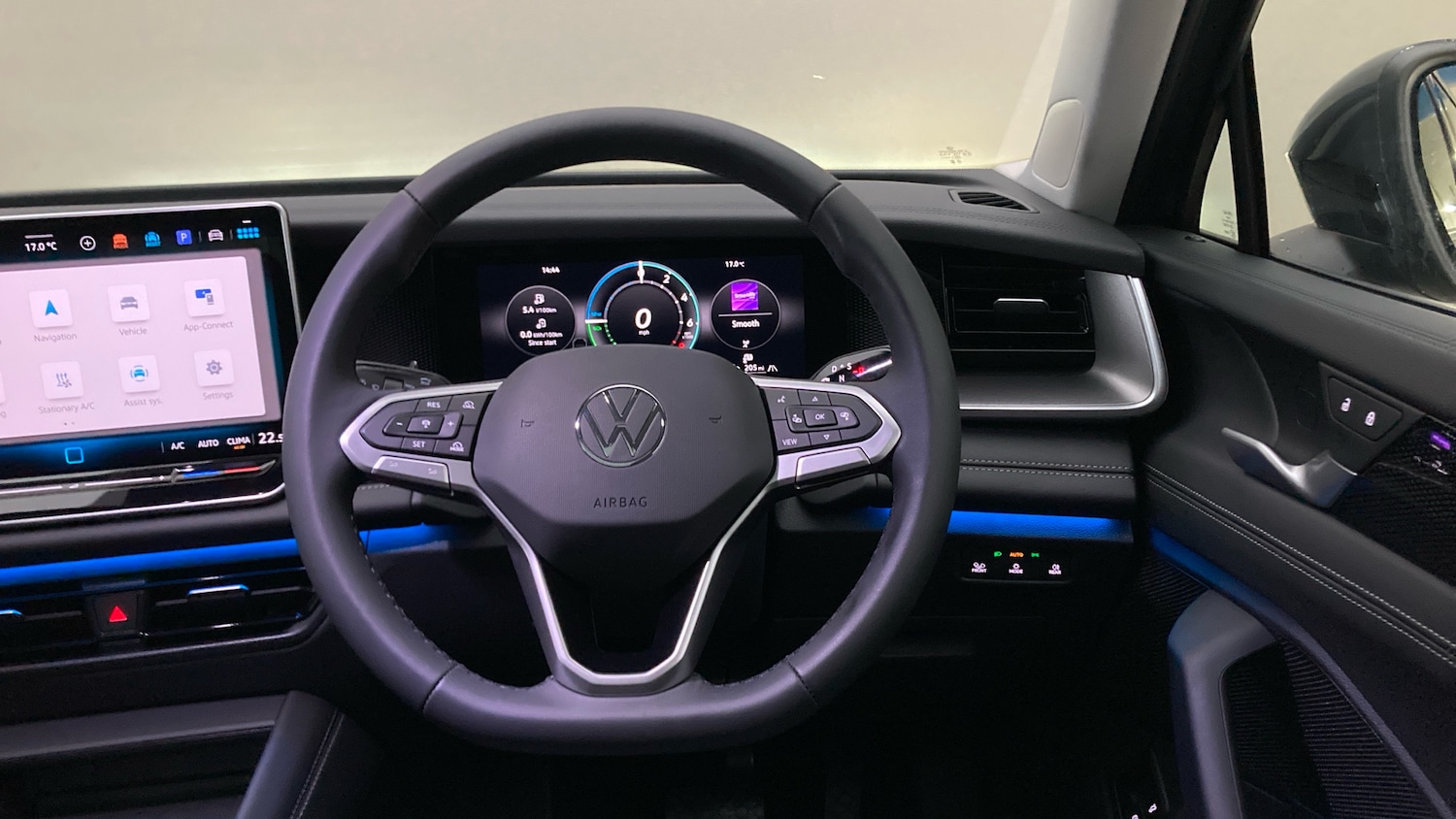 Used Volkswagen Touran 2025 for sale - 77370498: Photo 10