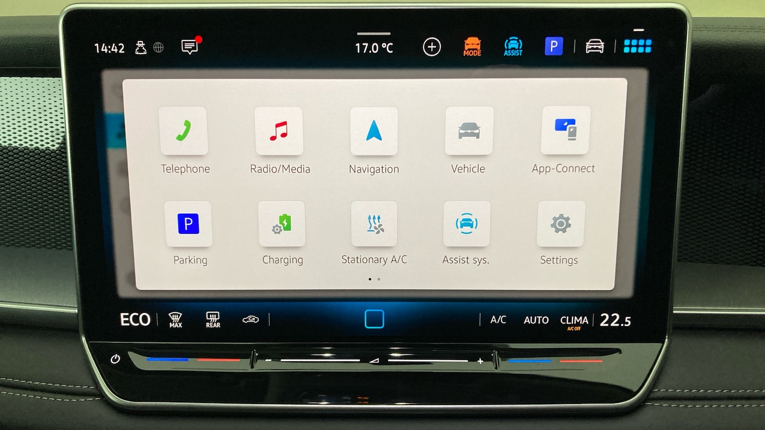 Used Volkswagen Touran 2025 for sale - 77370498: Photo 12