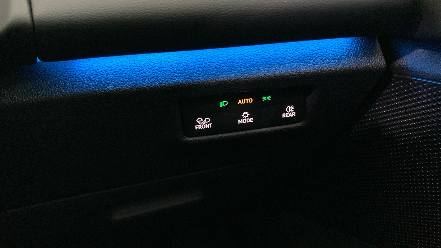 Used Volkswagen Touran 2025 for sale - 77370498: Photo 30