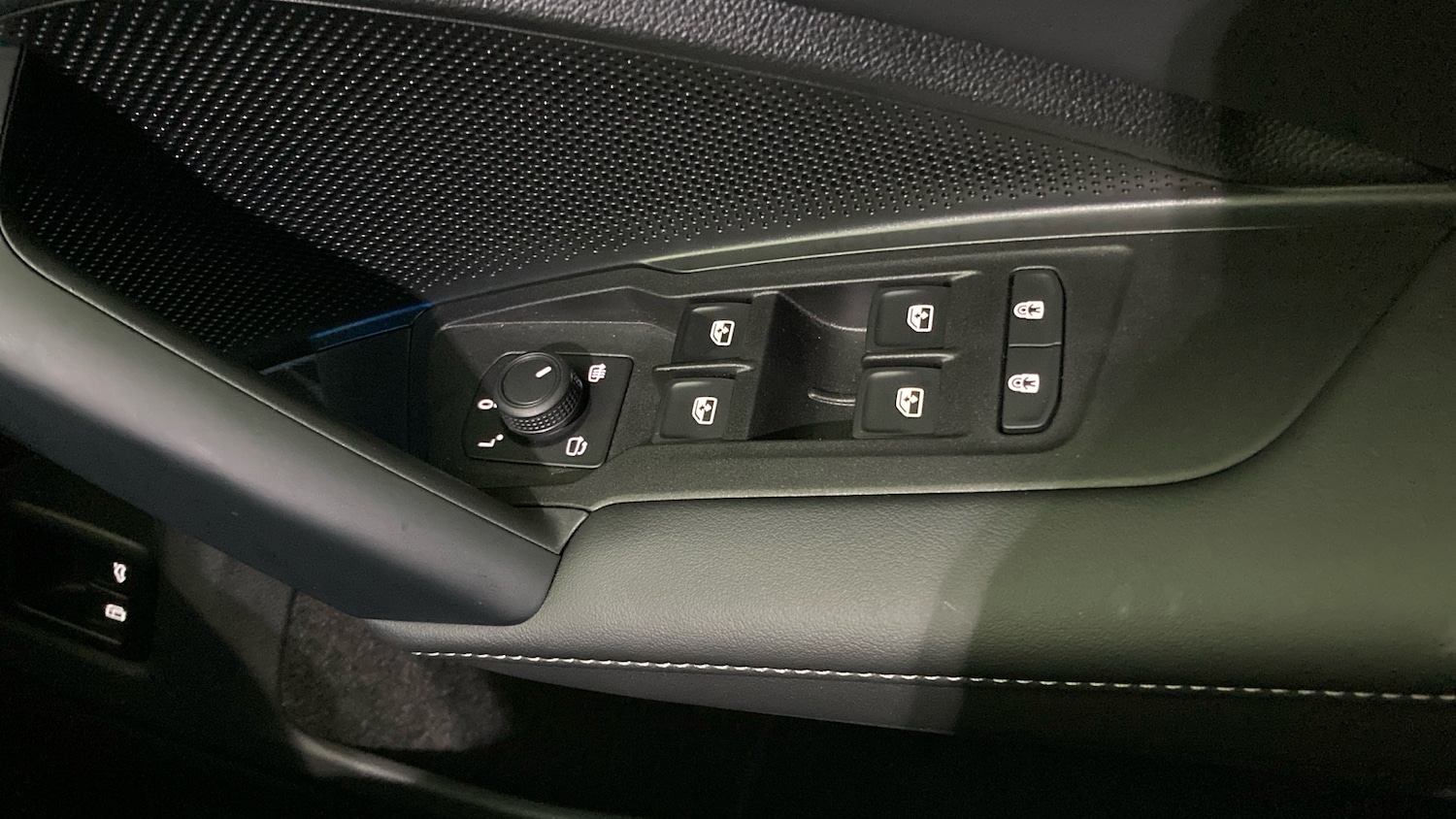 Used Volkswagen Touran 2025 for sale - 77370498: Photo 33