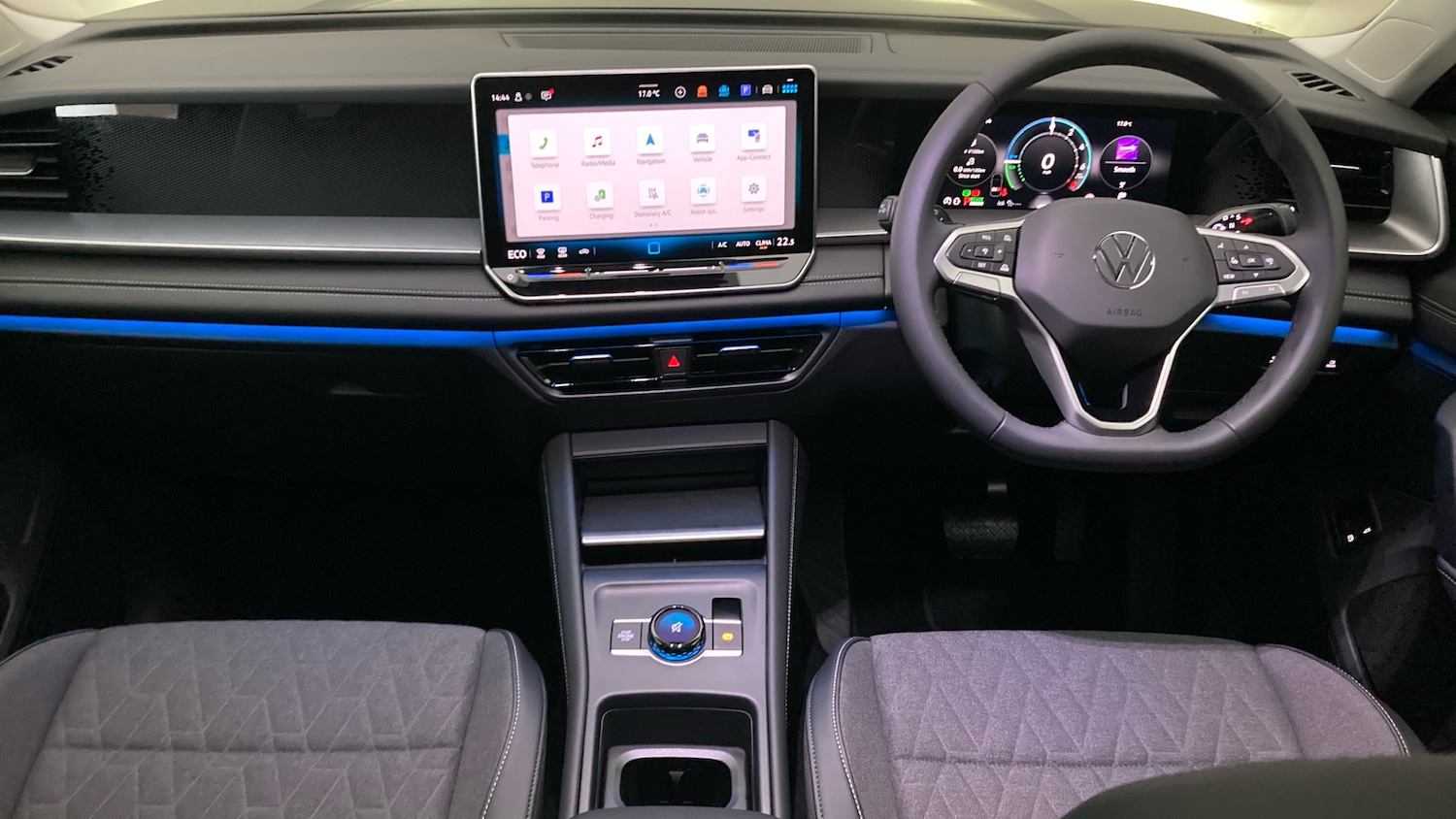 Used Volkswagen Touran 2025 for sale - 77370498: Photo 9