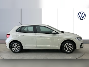 Used Volkswagen Polo 2023 for sale - 75604066: Photo