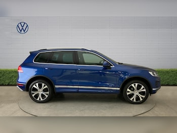 Used Volkswagen Touareg 2016 for sale - 78329307: Photo