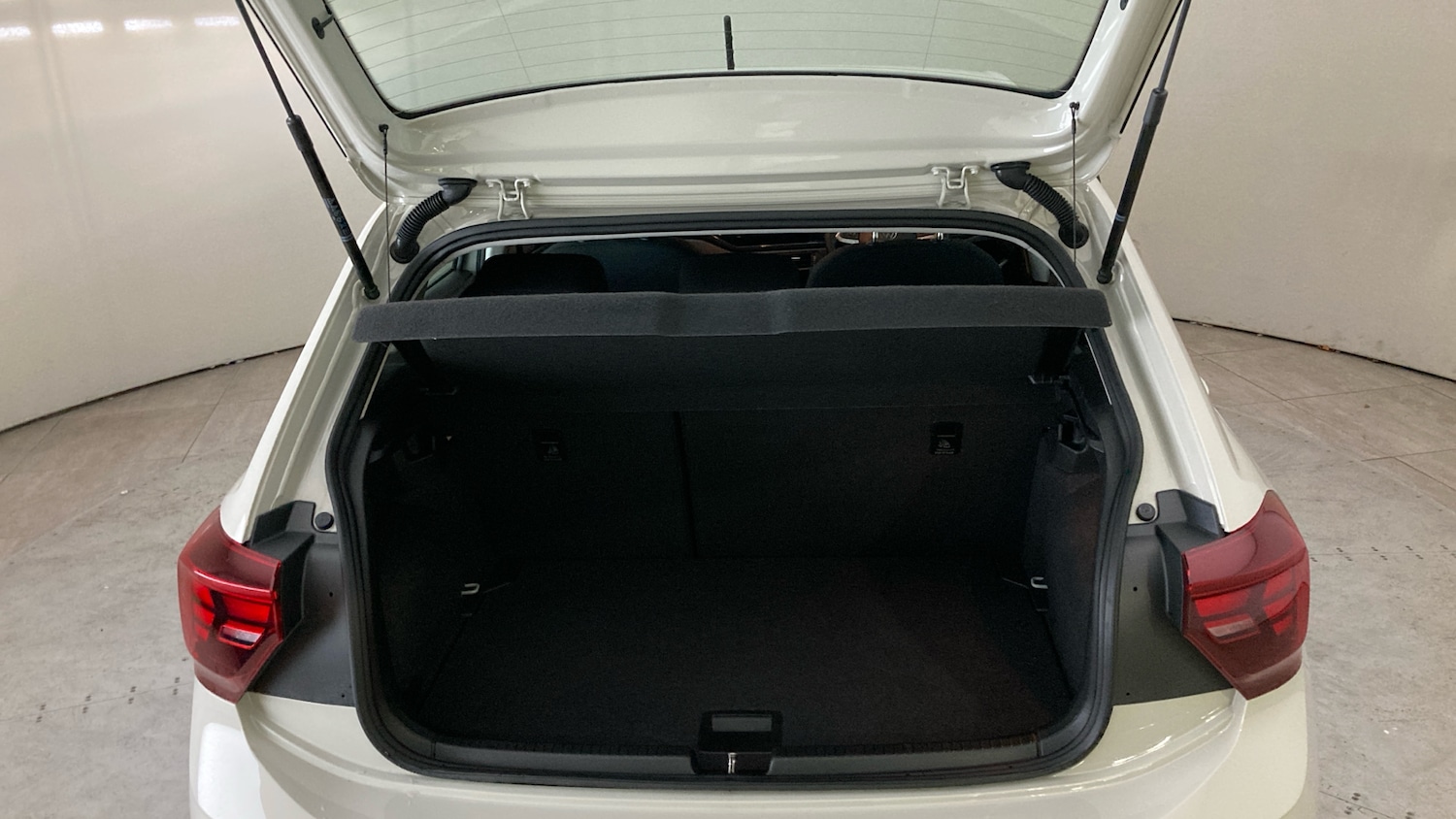 Used Volkswagen Polo 2023 for sale - 78027646: Photo 20