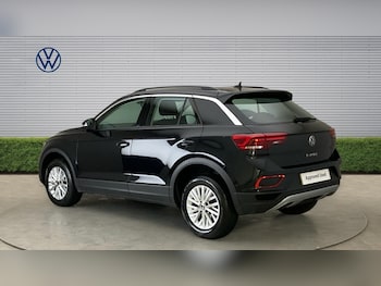 Used Volkswagen T-Roc 2025 for sale - 78150536: Photo