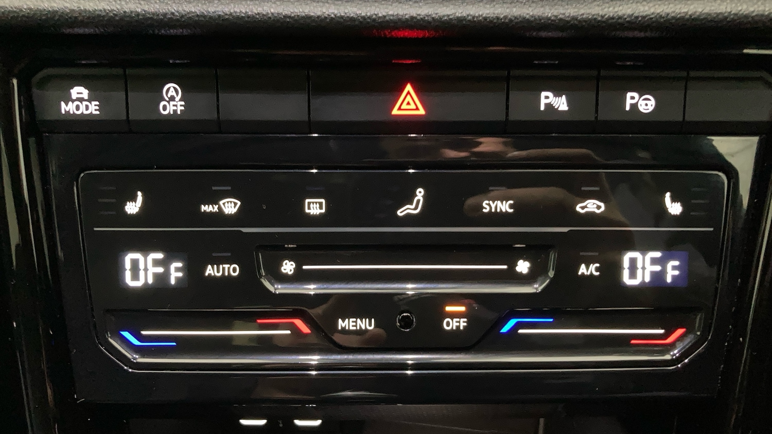 Used Volkswagen T-Roc 2023 for sale - 77653507: Photo 13