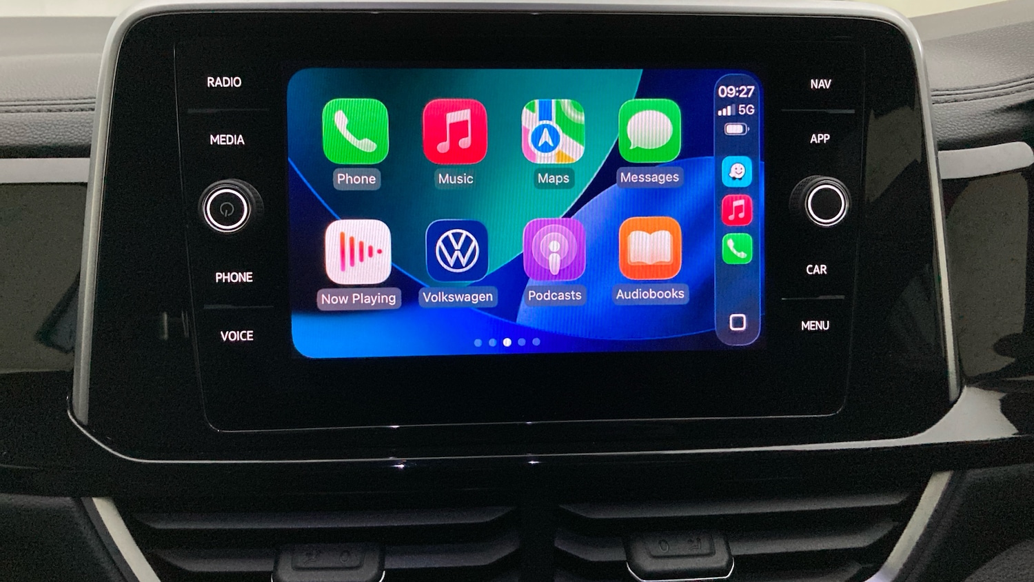 Used Volkswagen T-Roc 2023 for sale - 77653507: Photo 26