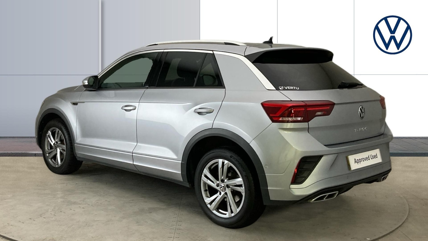 Used Volkswagen T-Roc 2023 for sale - 77653507: Photo 3