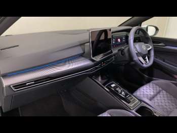 Used Volkswagen Golf 2024 for sale - 75017764: Photo