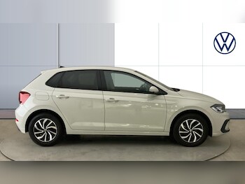 Used Volkswagen Polo 2023 for sale - 75921640: Photo