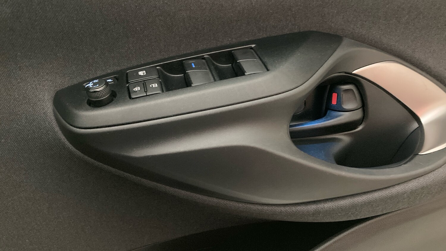 Used Toyota Yaris Cross 2023 for sale - 78149844: Photo 27