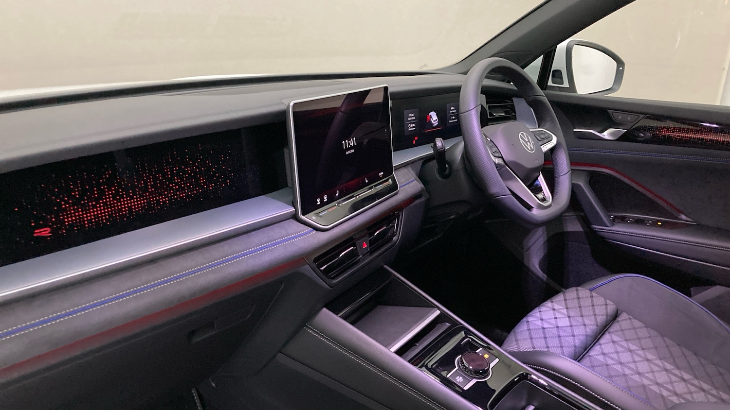 Used Volkswagen Touran 2026 for sale - 78064310: Photo 2