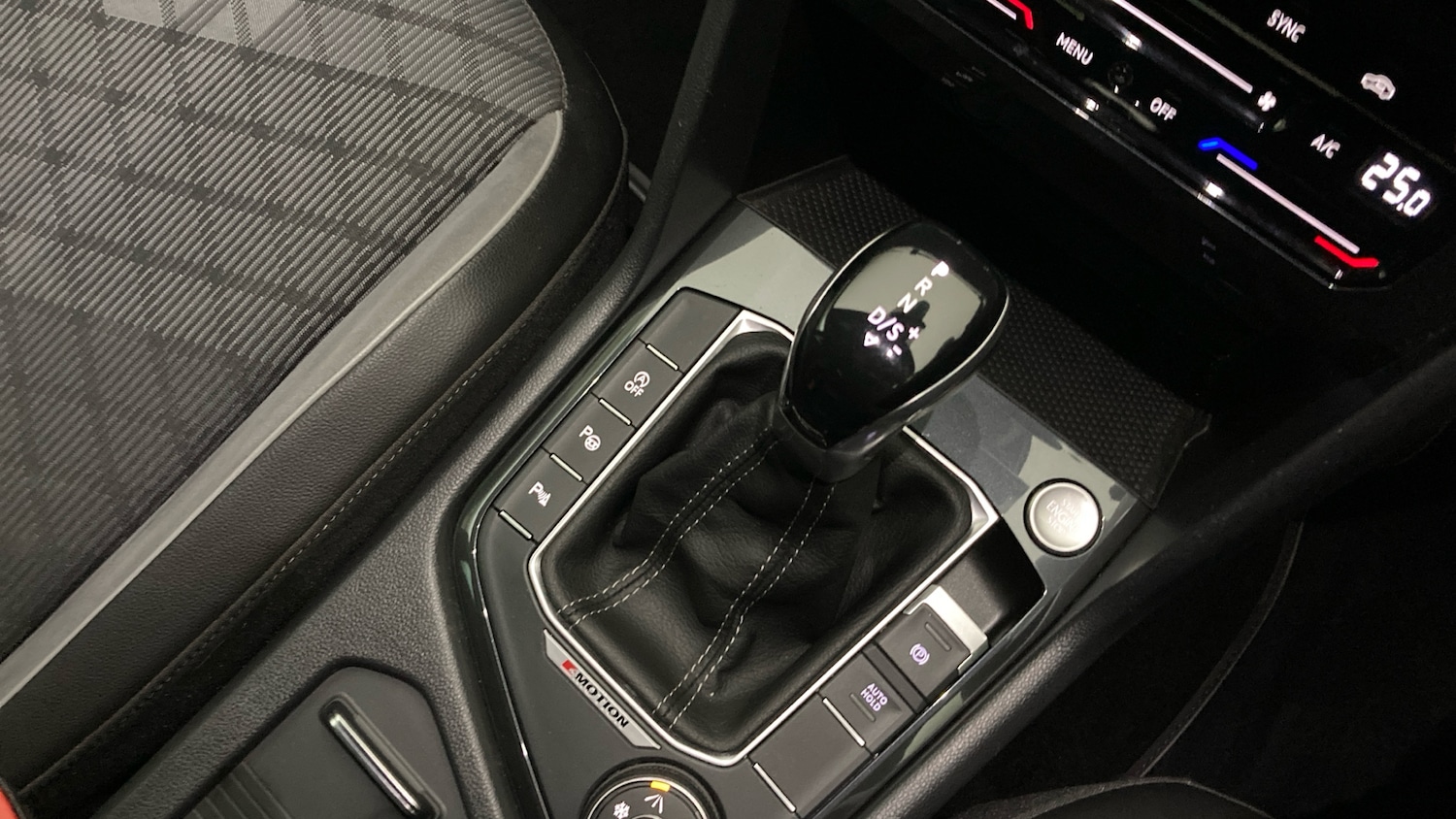 Used Volkswagen Tiguan 2021 for sale - 77935145: Photo 14