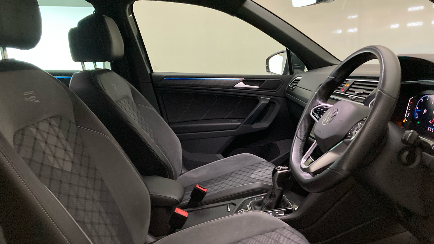 Used Volkswagen Tiguan 2021 for sale - 77935145: Photo 15